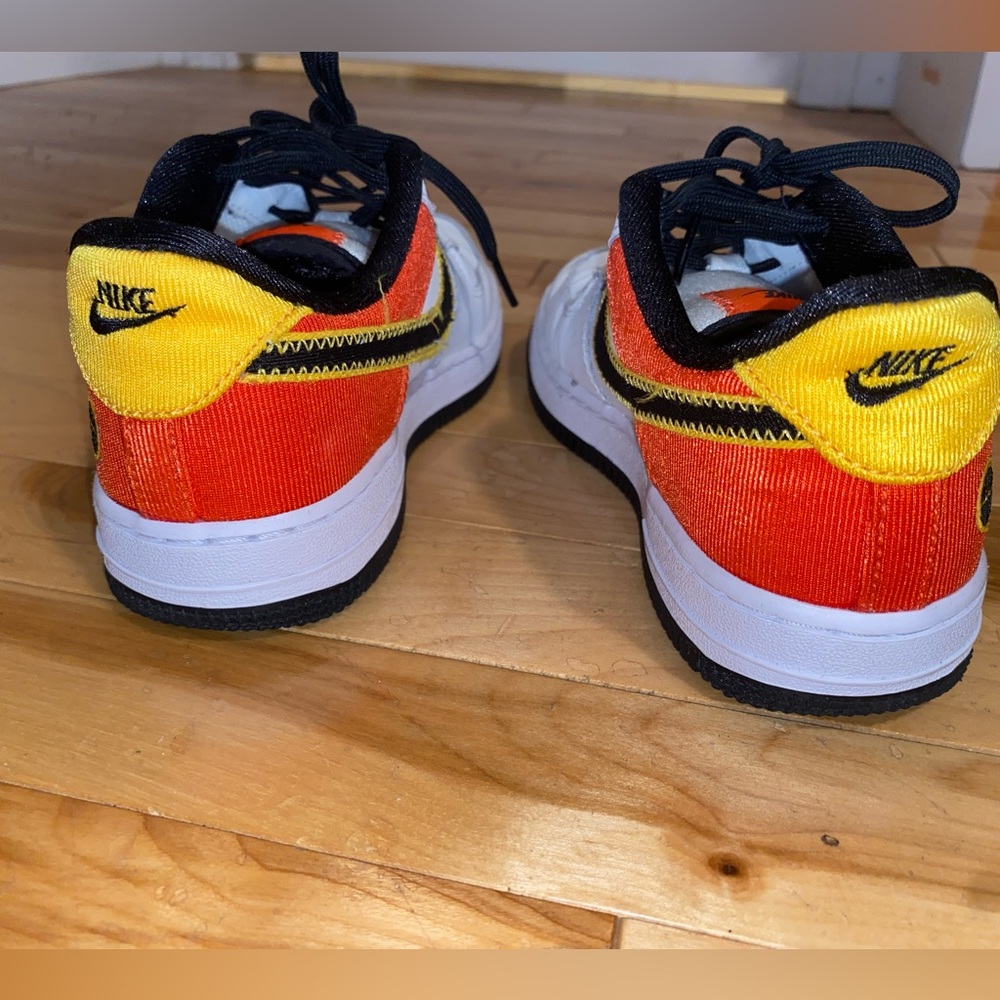 Nike Air Force 1 LV8
